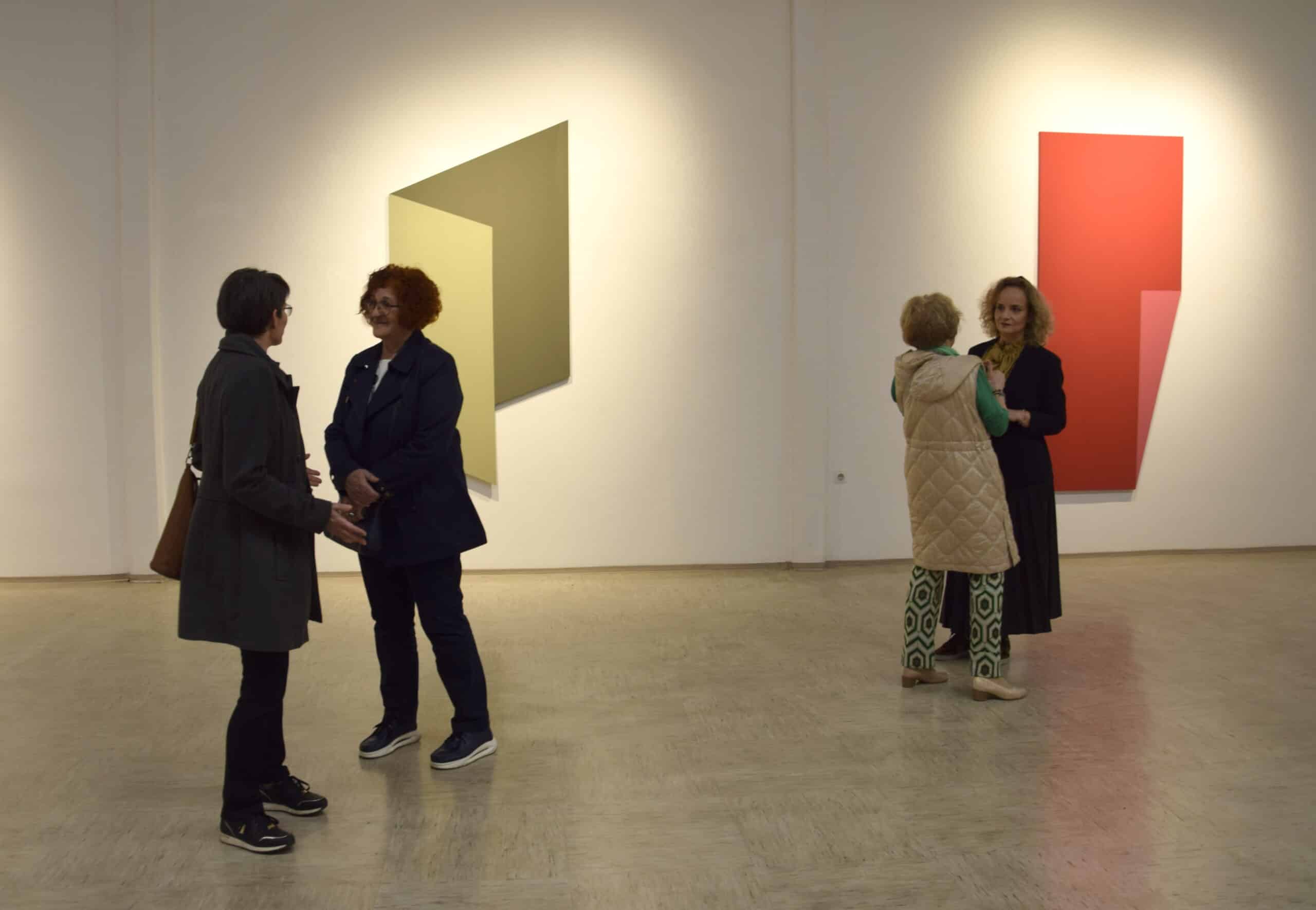 Javno brezplačno vodstvo po razstavah Boruta Popenka in Aleksandra Vukana Borut Popenko