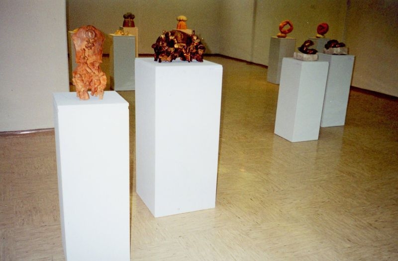 Skulptura malih dimenzij na slovenskem v devetdesetih letih